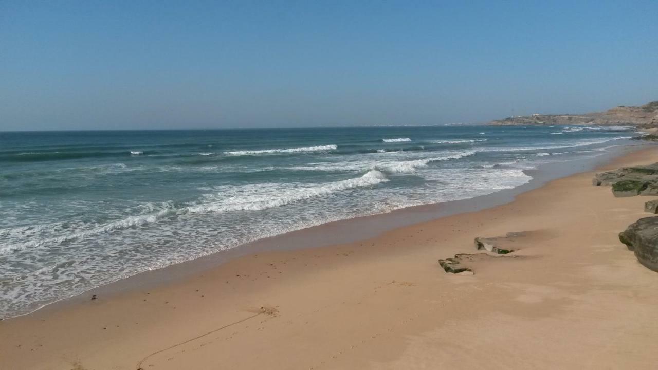 Townhous Praia Da Areia Branca Praia da Lourinha Bagian luar foto